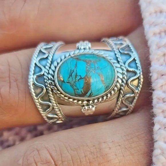 💲💸$10 Bohemian Vintage Western Wide Band Ring Inlaid Turquoise Band Carving - Picture 2 of 4